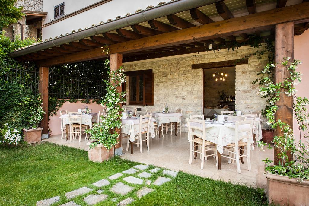 Country House Poggio Fiorito Asyż Zewnętrze zdjęcie